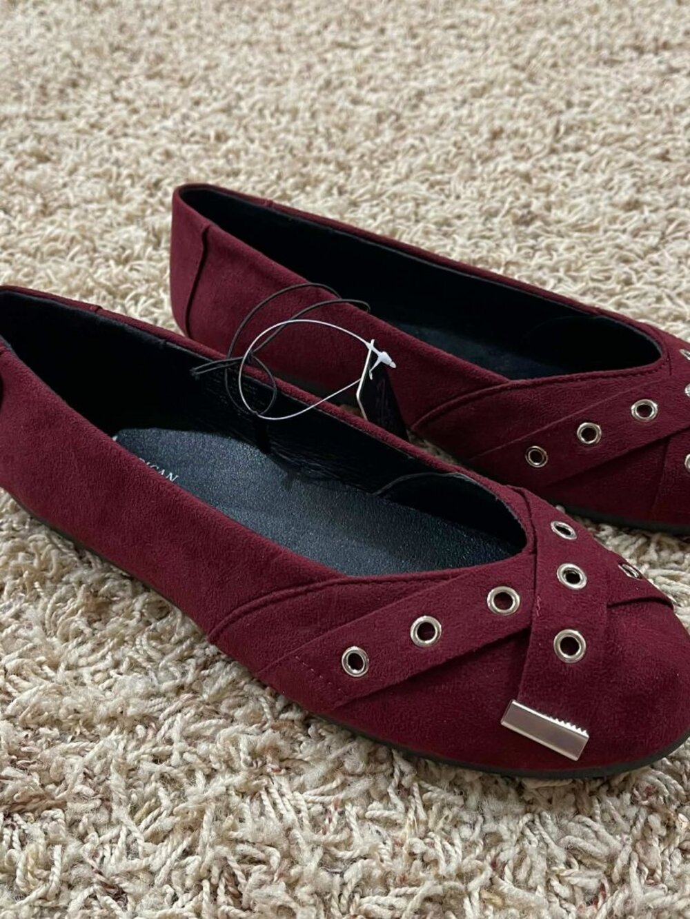 American Exchange Women’s Kira Flat Slip-On Shoes Burgundy, Size 9.5 (New)